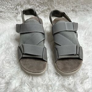 Earth Origins Mesh Willow Genevieve Sport Sandal Sage Grey